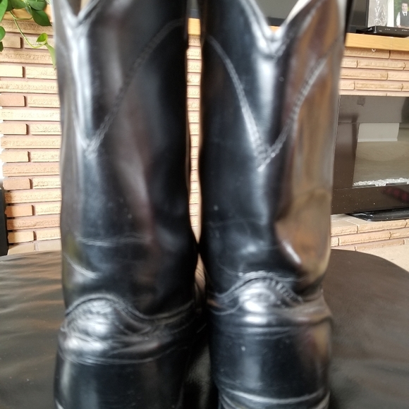 Laredo Boots - Picture 2 of 6